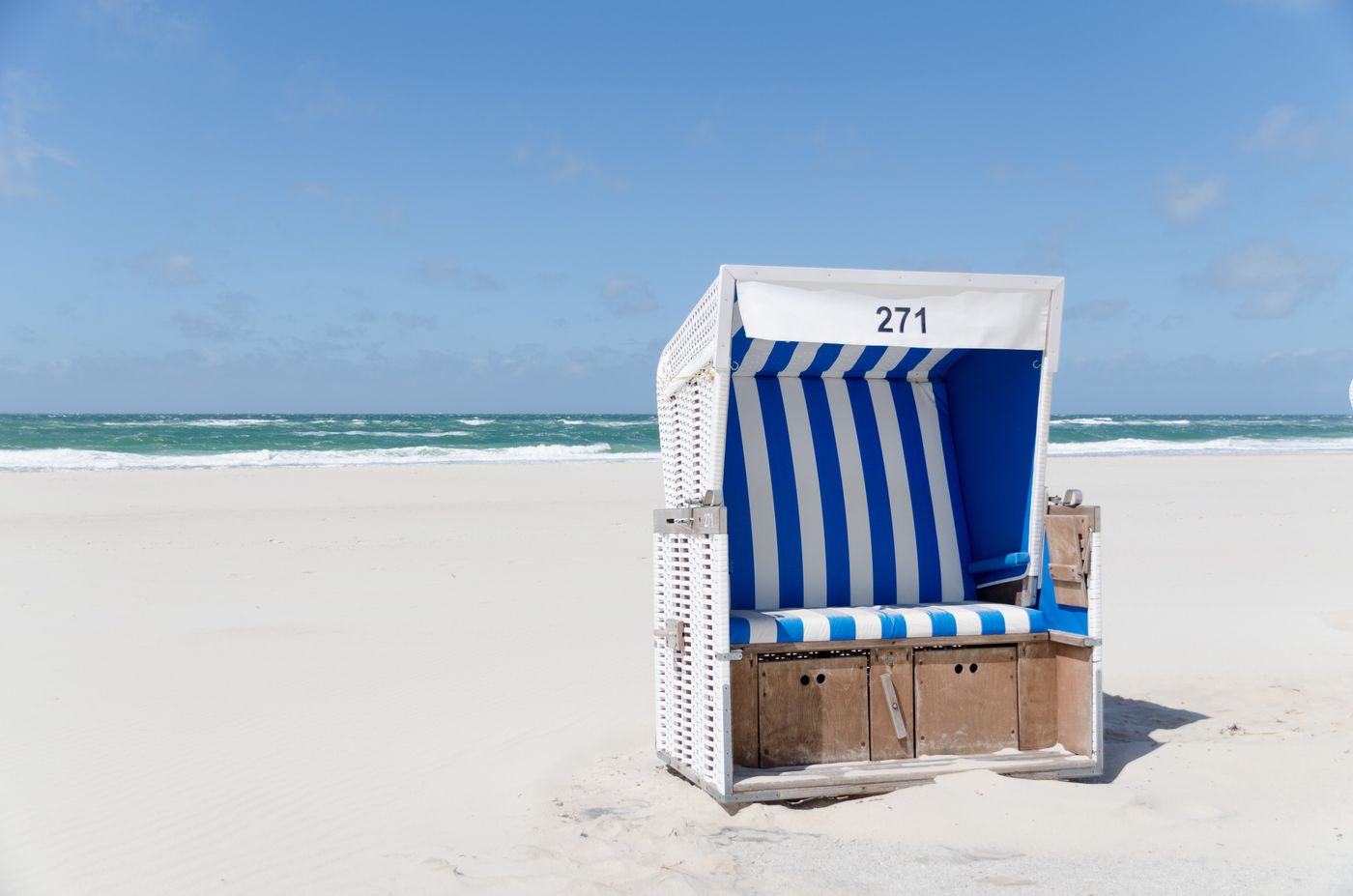 Strandkorb an der Nordsee (Schleswig-Holstein)