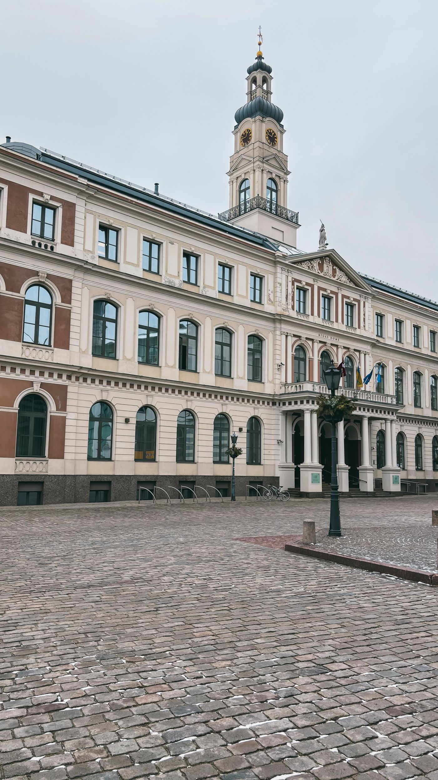 Verwaltungsgebäude / Rathaus